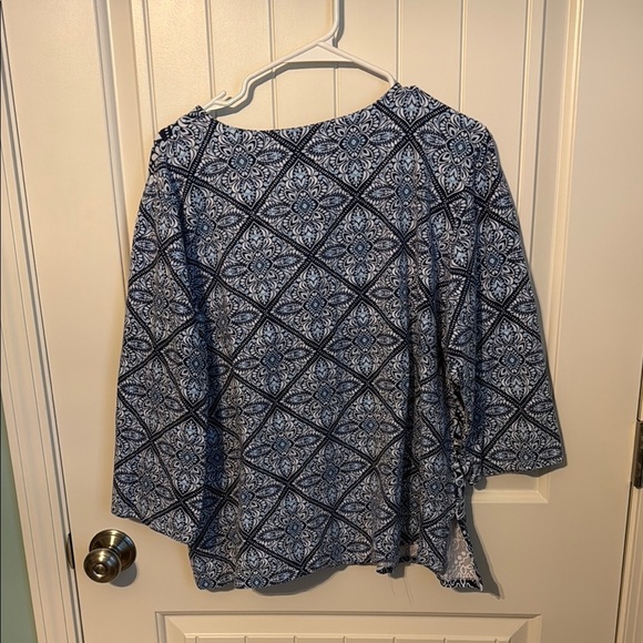 Alfred dunner Navy and White Patterned Women's Top 1X - Picture 4 of 4